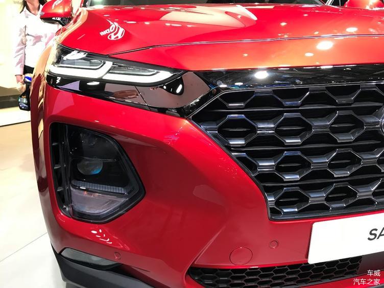 日內(nèi)瓦車(chē)展：實(shí)拍現(xiàn)代全新格越，追求實(shí)用性的SUV