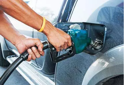 該加95的車加了92油怎么辦？還能不能開？終于有答案了！